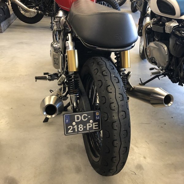 PORTE PLAQUE LATERAL AVEC ECLAIRAGE LED FIRSTRACER ROYAL ENFIELD